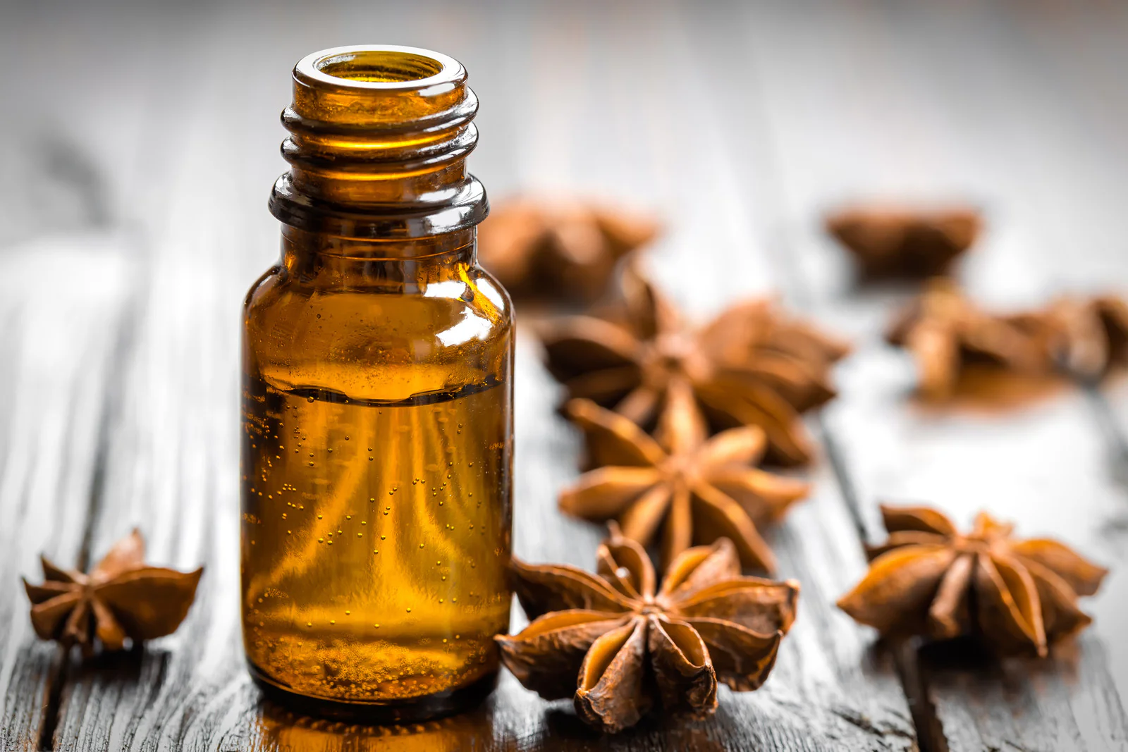 Star anise oil